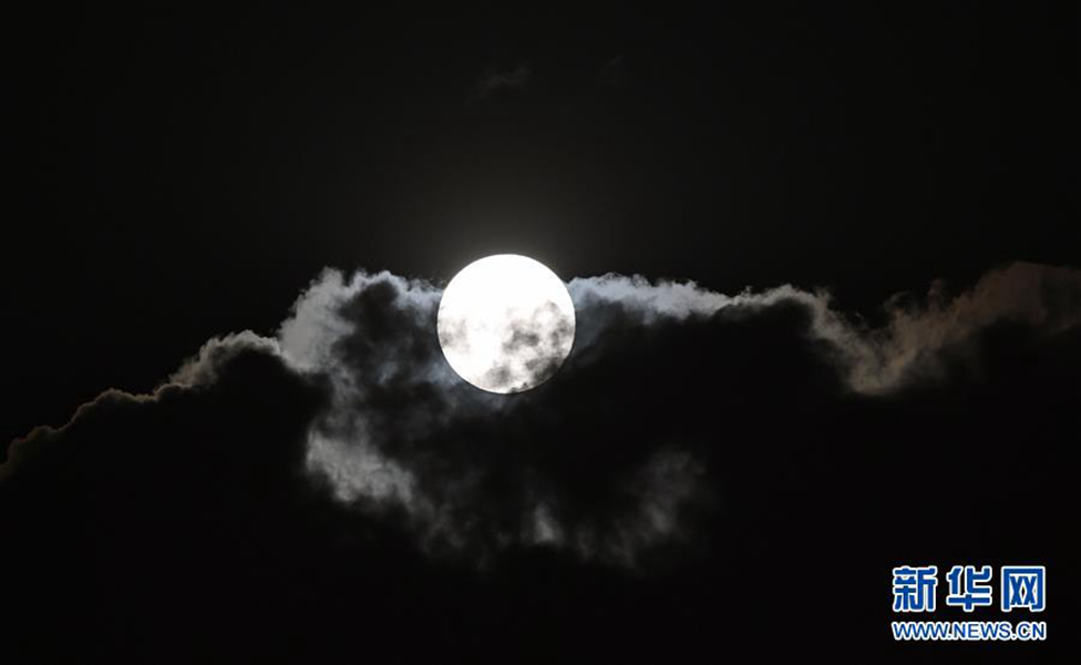 “超级月亮”遇佳节 元宵满月更“圆满”-图片频道-中国天气网-图18