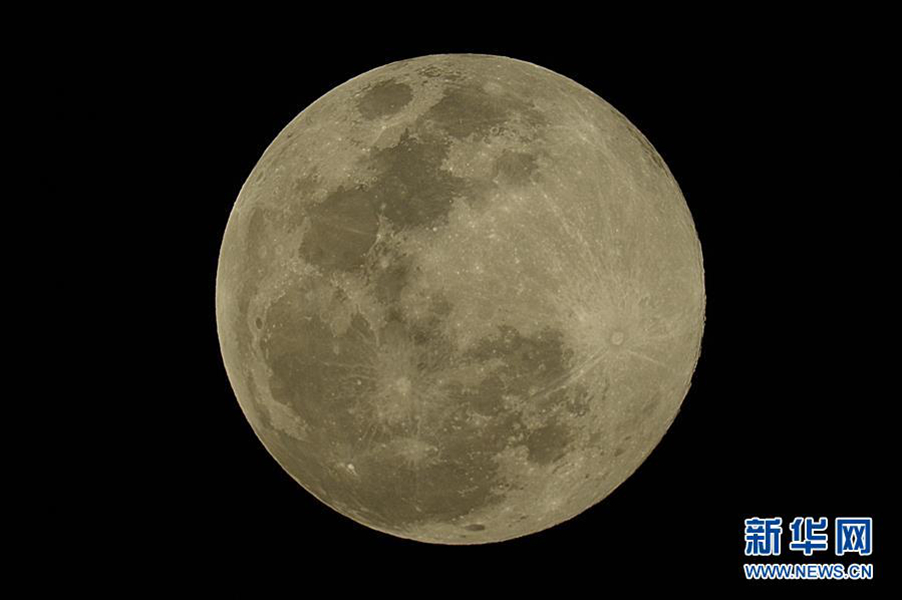 “超级月亮”遇佳节 元宵满月更“圆满”-图片频道-中国天气网-图14